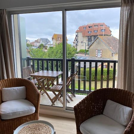 Appartement 65M2 Avec Balcon Vues Partielles Mer A 150M De La Plage Et Centre, Wifi Et Parking Prive Blonville-sur-Mer Exterior photo